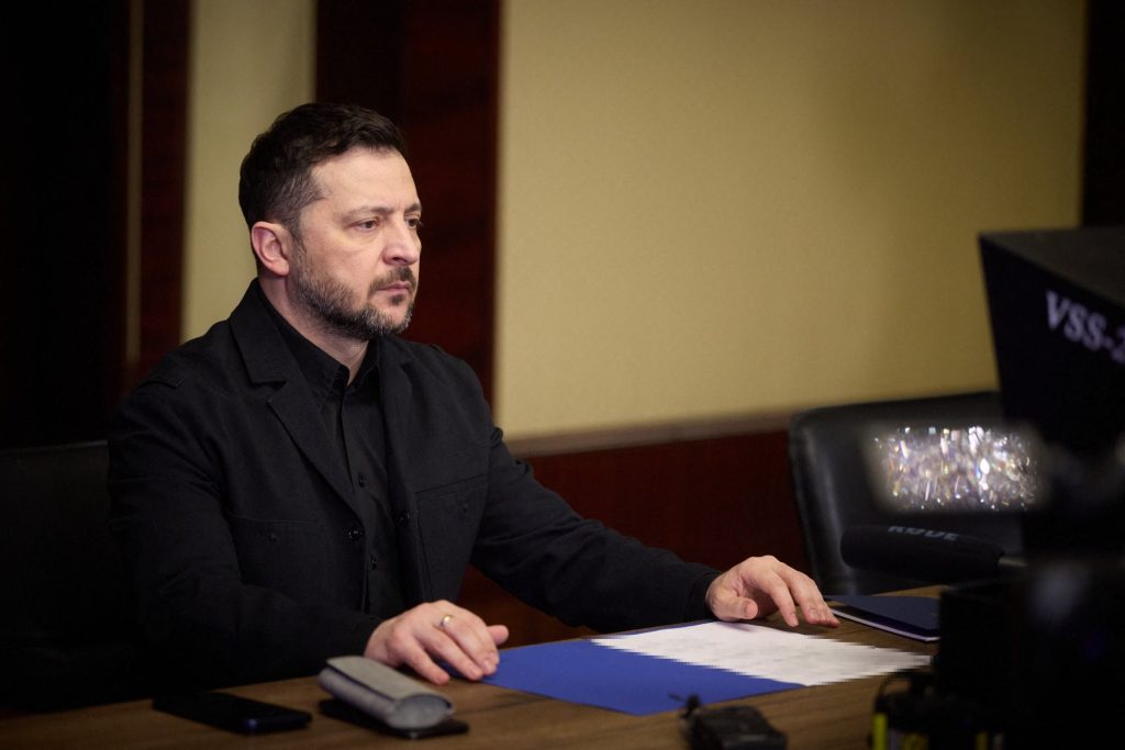 Circa douăzeci de țări negociază acorduri pentru drone, declară președintele Zelenski. 1 circa douazeci de tari negociaza acorduri pentru drone declara presedintele zelenski