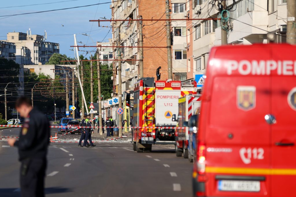 incident grav in centrul galatiului o drona rusa s a prabusit peste un imobil a fost o explozie puternica fotovideo