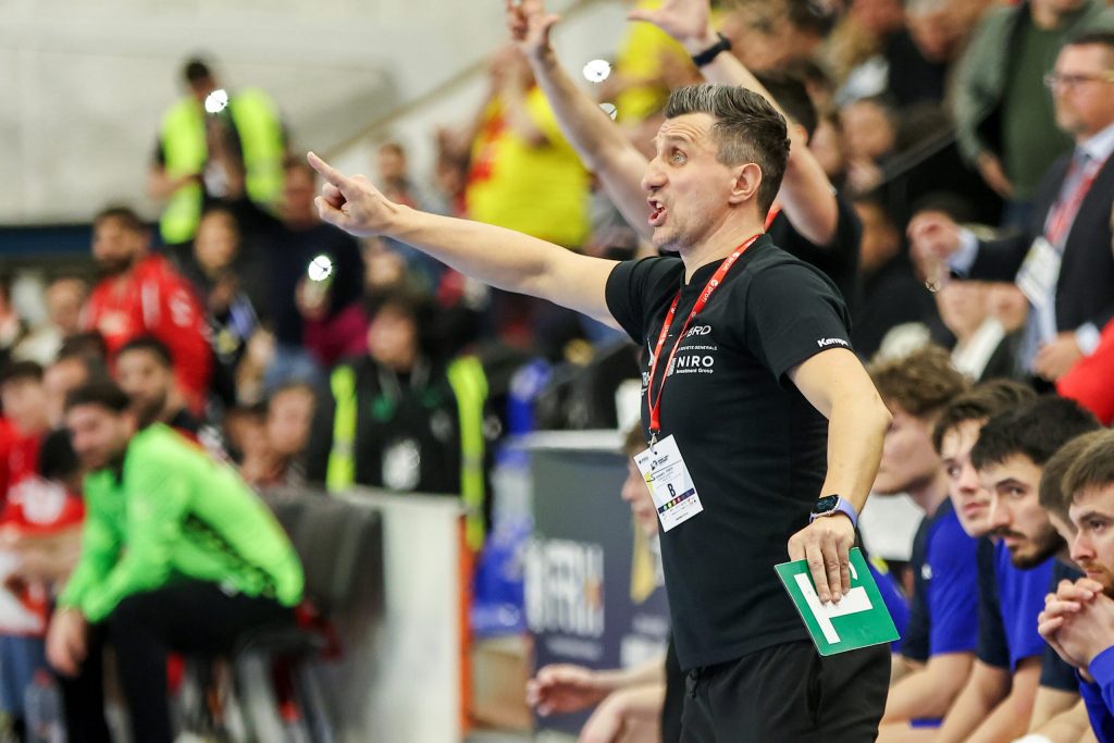reactia clubului scm timisoara dupa suspendarea provizorie a antrenorului george buricea de catre anad
