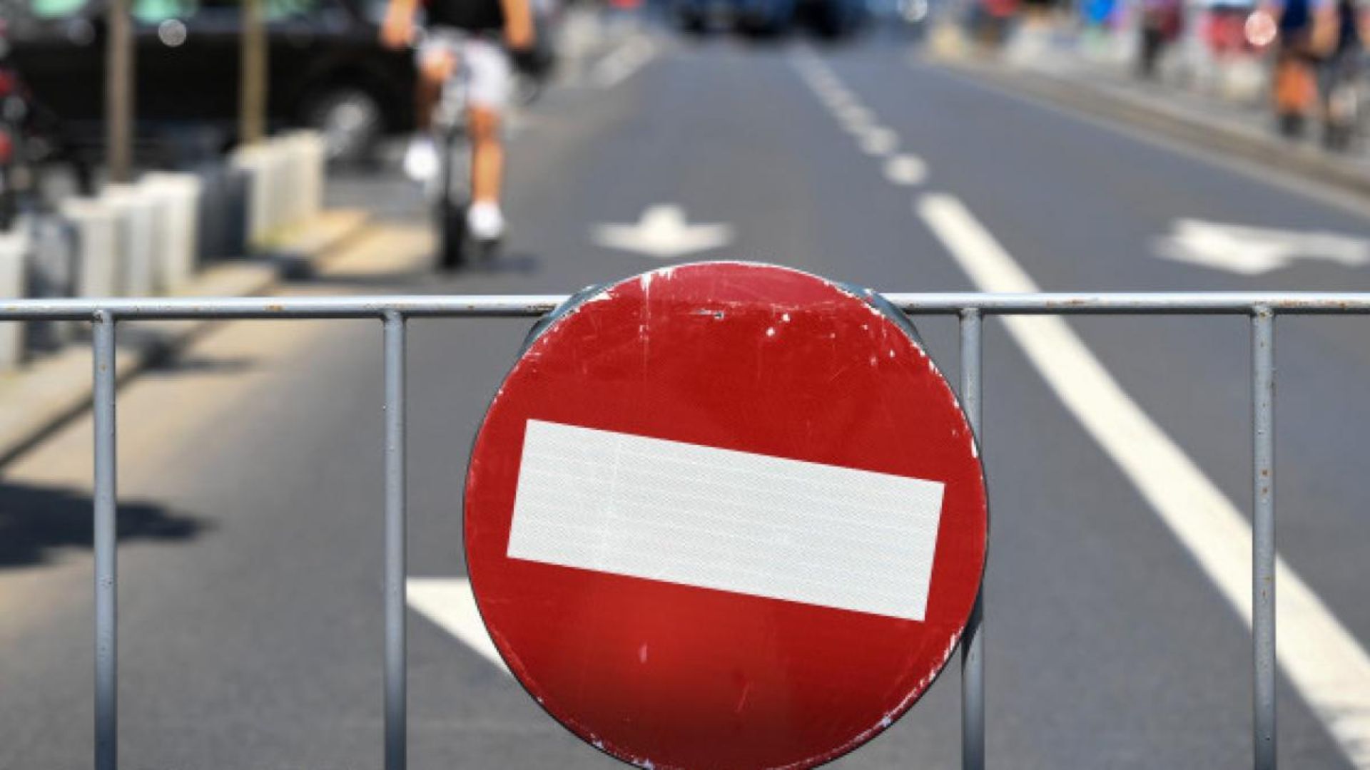 Trafic deranjat în centrul Clujului! Primăria anunță închideri de străzi și modificări importante pentru ziua de sâmbătă. 1 trafic deranjat in centrul clujului primaria anunta inchideri de strazi si modificari importante pentru ziua de sambata