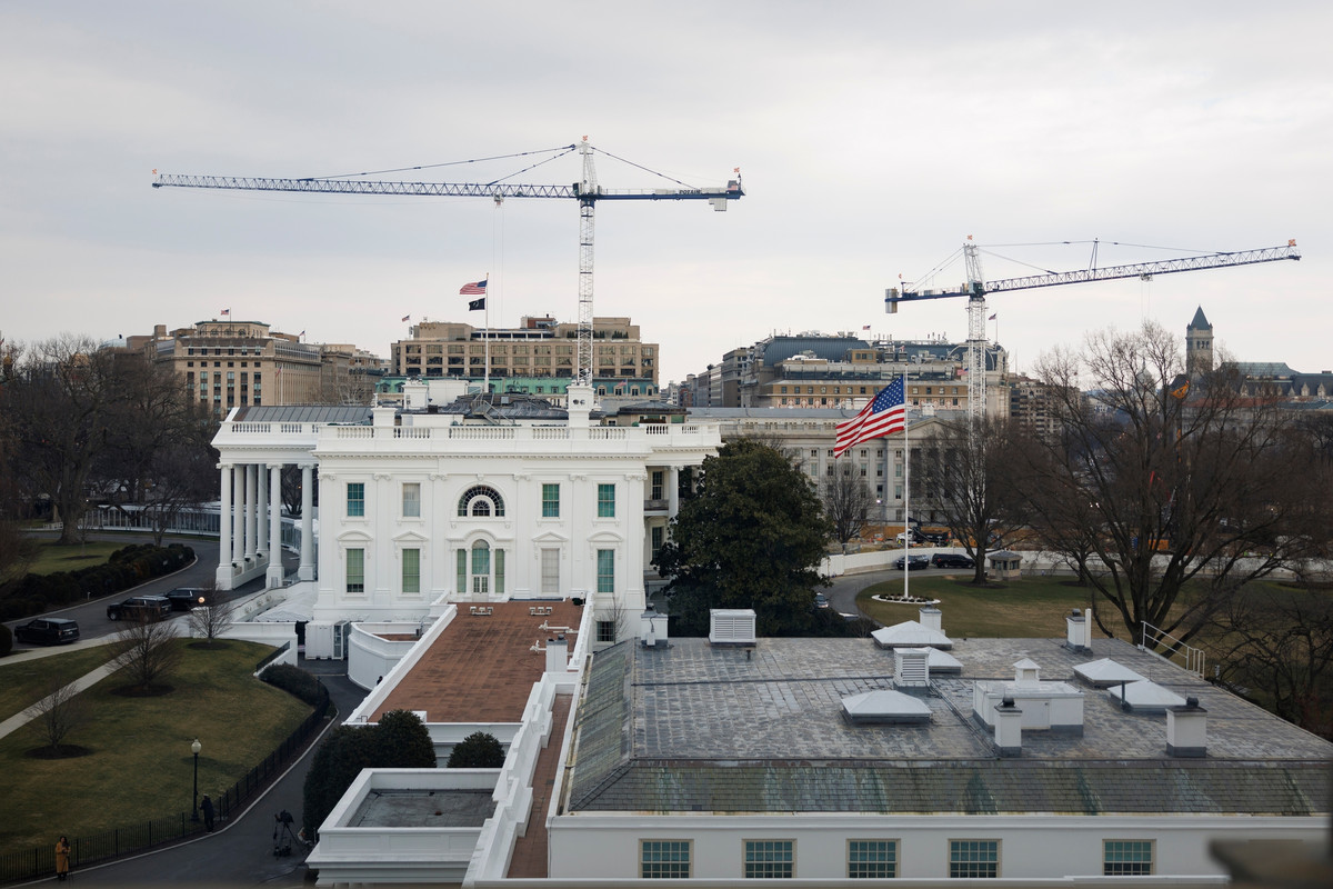 Administratia Trump sustine ca instantele nu pot opri constructia salii de bal de la Casa Alba