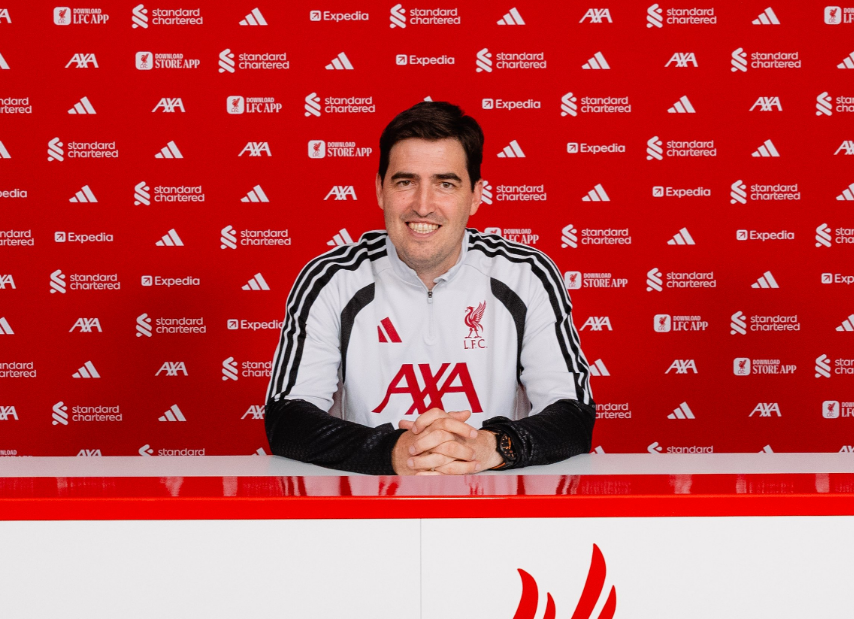 Andoni Iraola a fost numit noul antrenor al lui Liverpool dupa demiterea lui Arne Slot