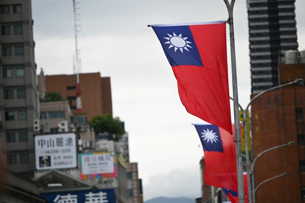 Apelul unui diplomat american catre liderii din Taiwan Nu este suficient sa investiti mai mult in aprarea naional trebuie sa o faceti si mai inteligent