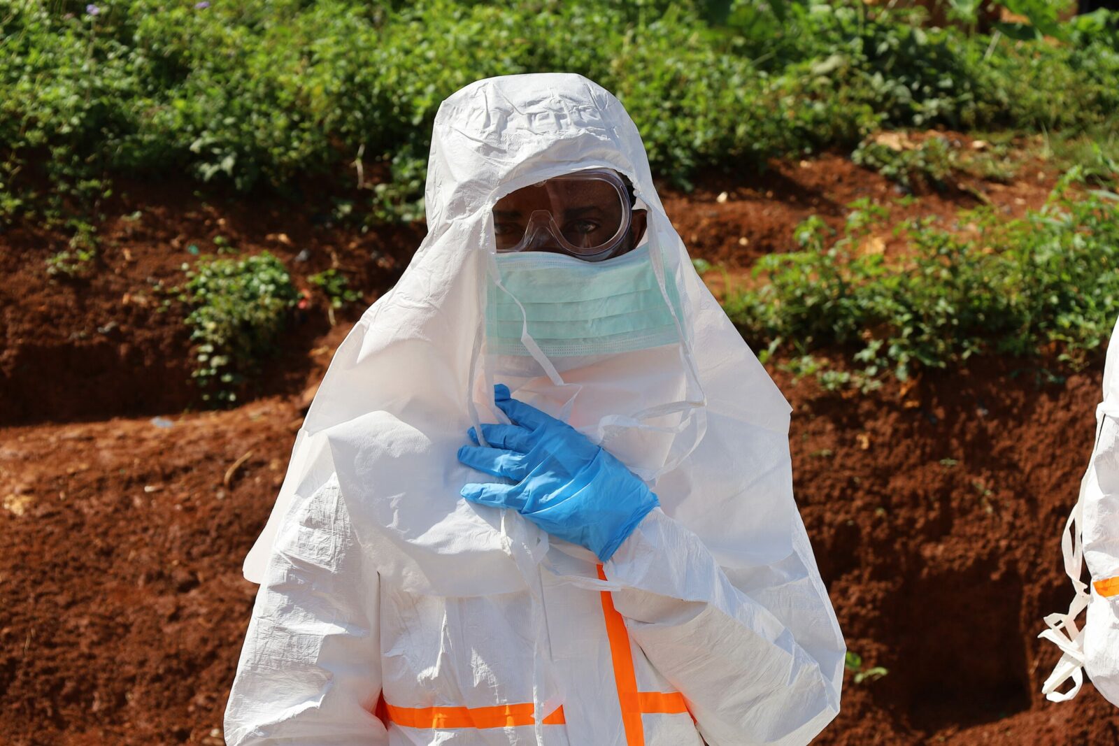 OMS confirma ca numarul infectiilor cu Ebola in Congo este in scadere