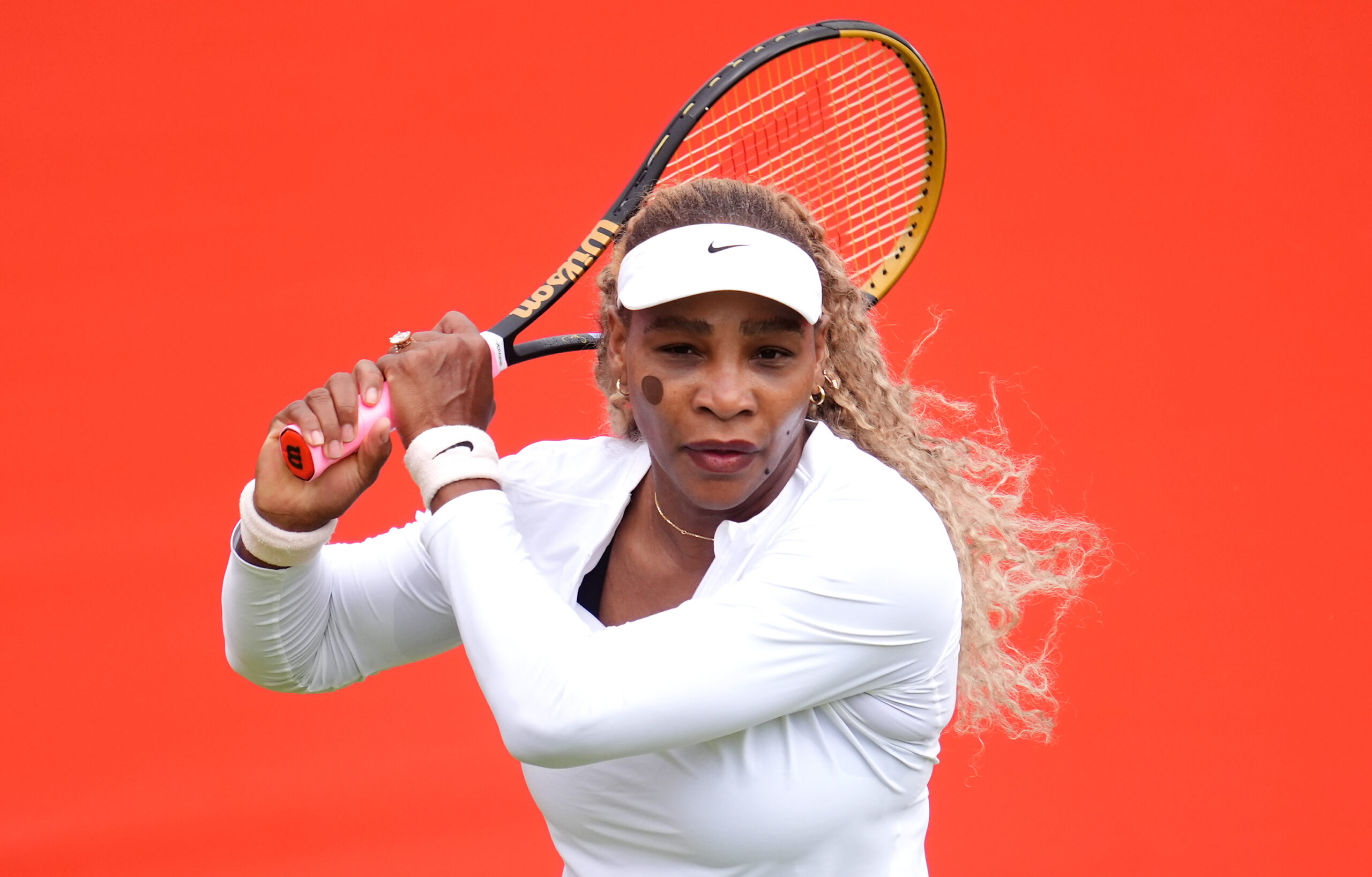 WTA Queen s Serena Williams revine dupa aproape 4 ani Sorana Cirstea isi incepe drumul la simplu