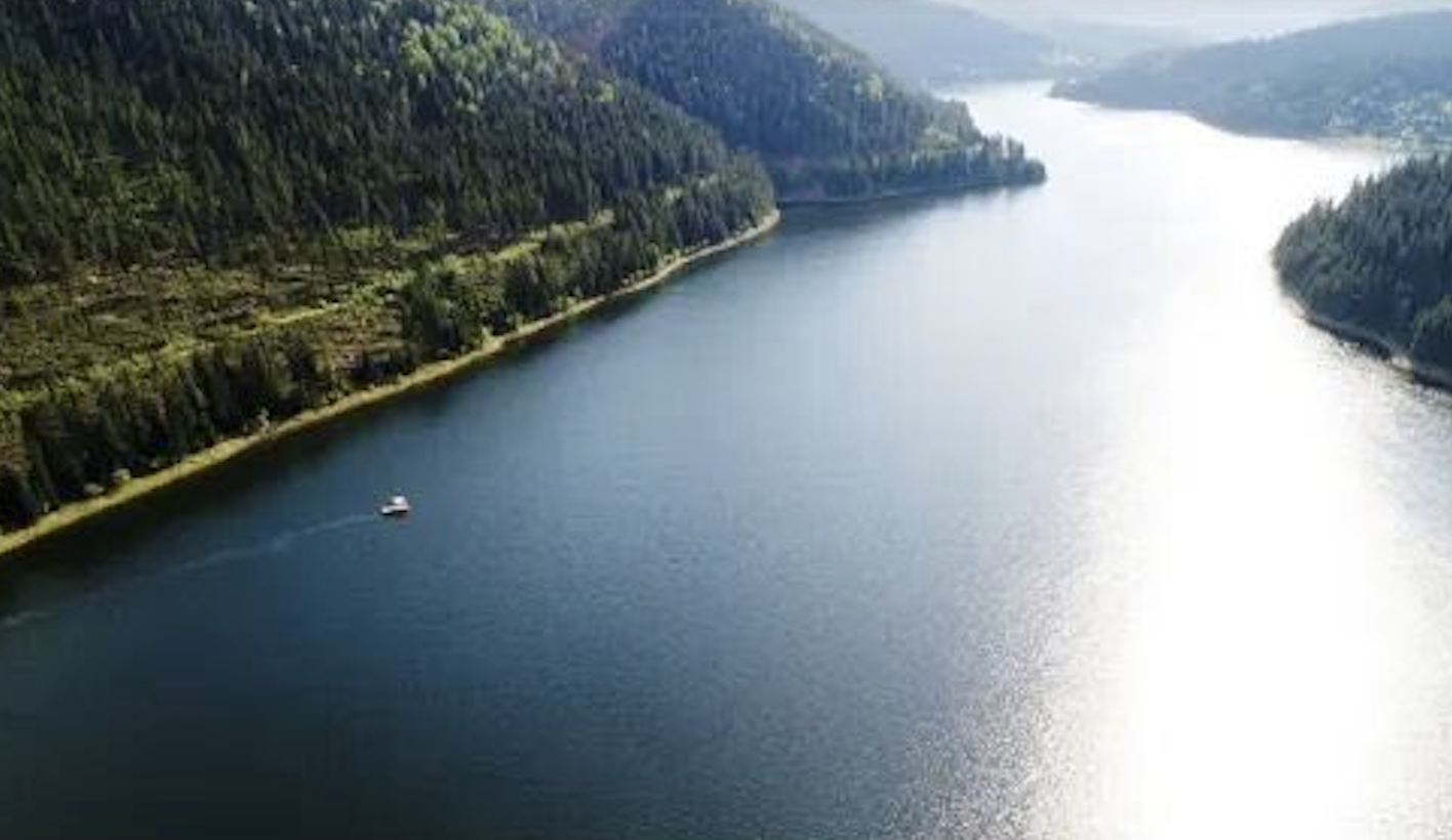 Zona montana a Clujului a primit o veste importanta in domeniul turismului 12 comune s au asociat oficial intr o organizatie recunoscuta de Minister