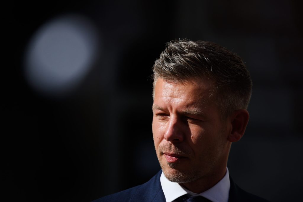 cordoanele sanitare nu fac decat sa intareasca fortele extremiste statele gresesc interviu neasteptat cu peter magyar in presa germana